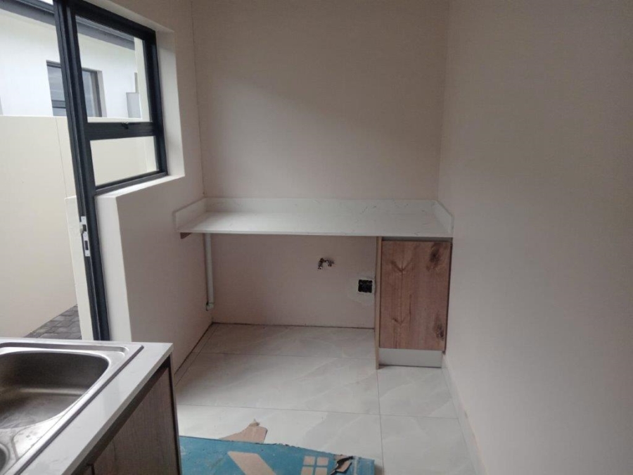 4 Bedroom Property for Sale in Wavecrest Eastern Cape